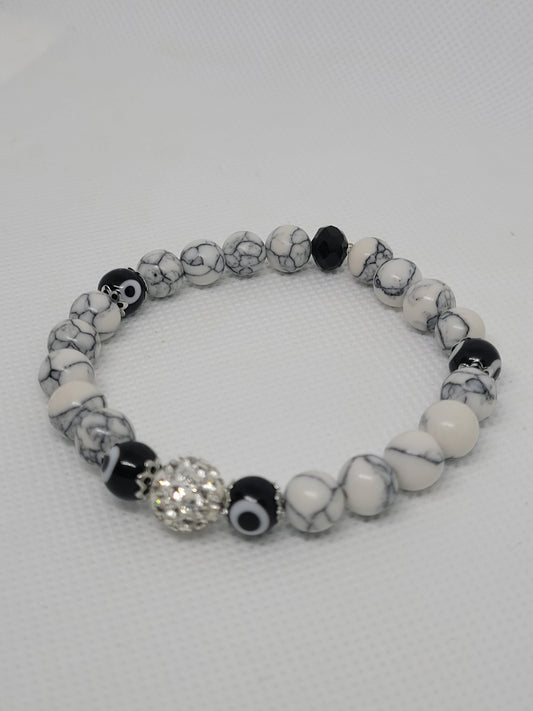 White/black Evil Eye bracelet